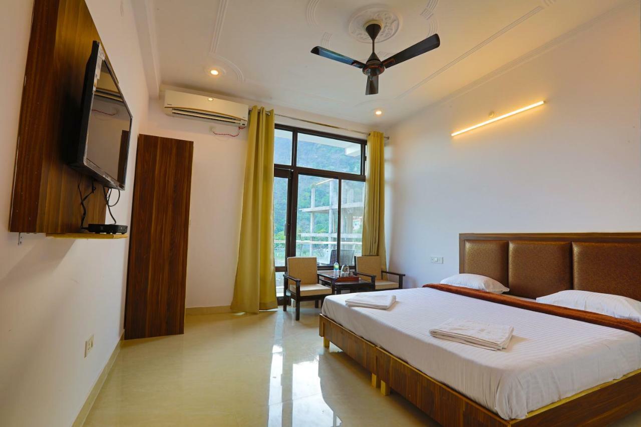 Hotel Tapovan Cottage Rishīkesh Exteriör bild